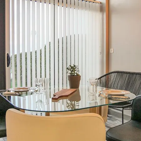 Maison 4 Appartamento *